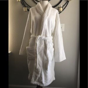 Wamsutta Unisex Terry Bathrobe